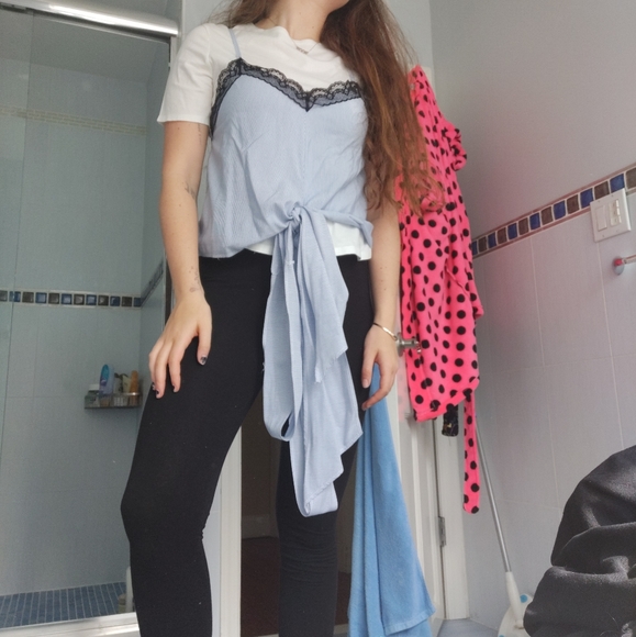 Zara double layer Cami with lace on white T shirt - Picture 6 of 8